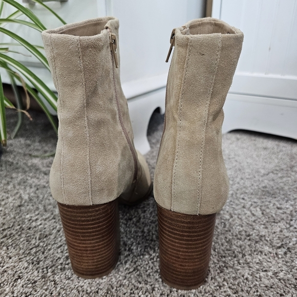 Steve Madden "Stable" Suede Western Booties Womens Size 8.5 - Picture 4 of 9